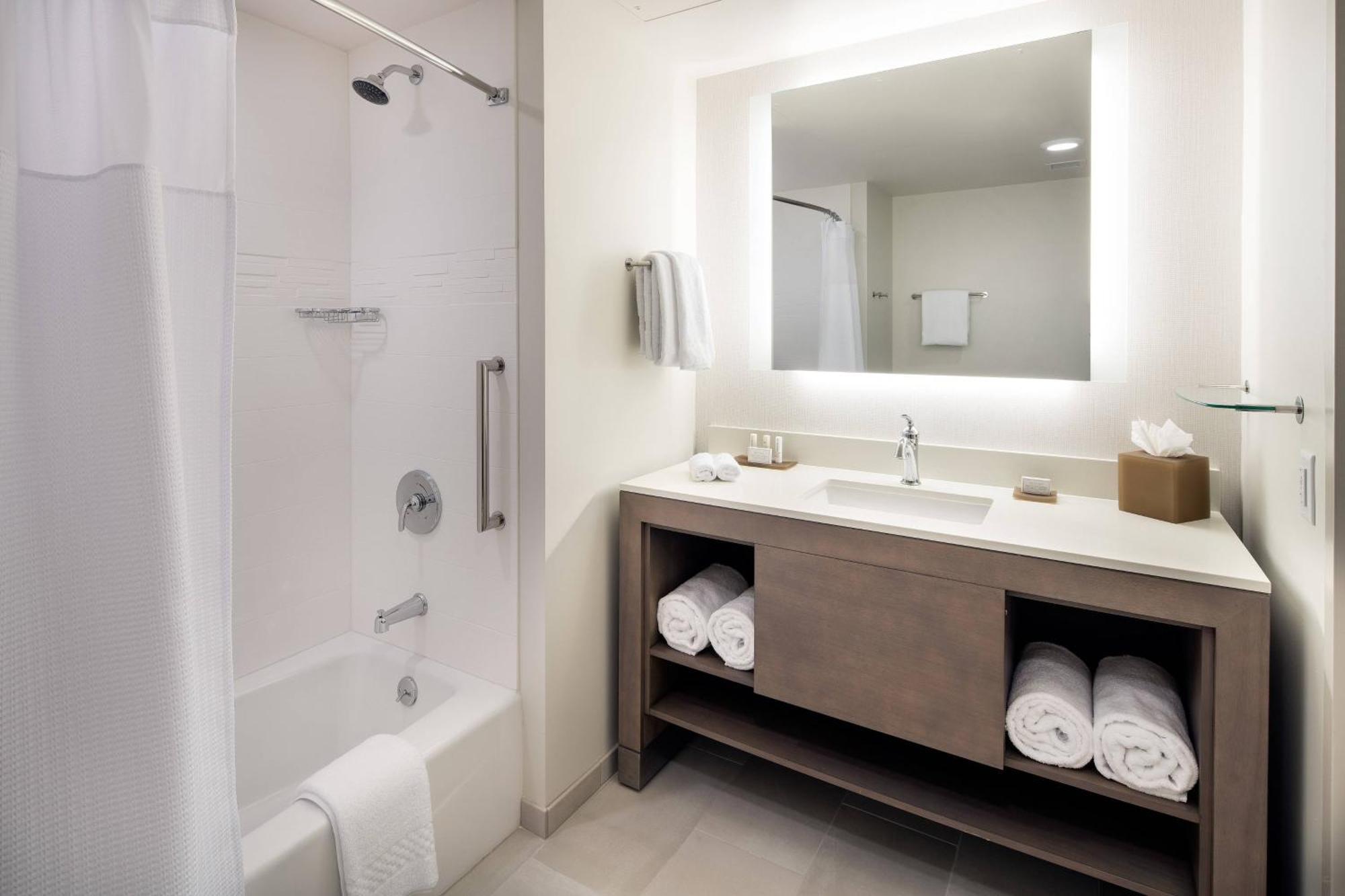 Residence Inn By Marriott San Diego Downtown/Bayfront Εξωτερικό φωτογραφία